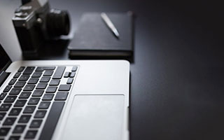 弗莱堡主场遭逼平，欧战资格悬念迭起，黑森林的呐喊响彻云霄！