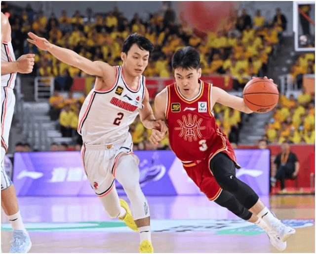 广大球迷热议篮球比赛：谁将笑到最后的简单介绍