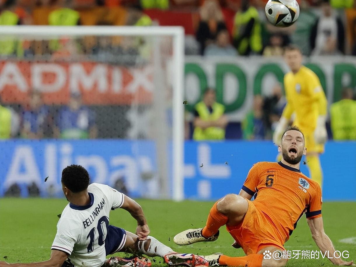 关于荷兰队英格兰队鏖战两回合，双方球迷热血相迎的信息