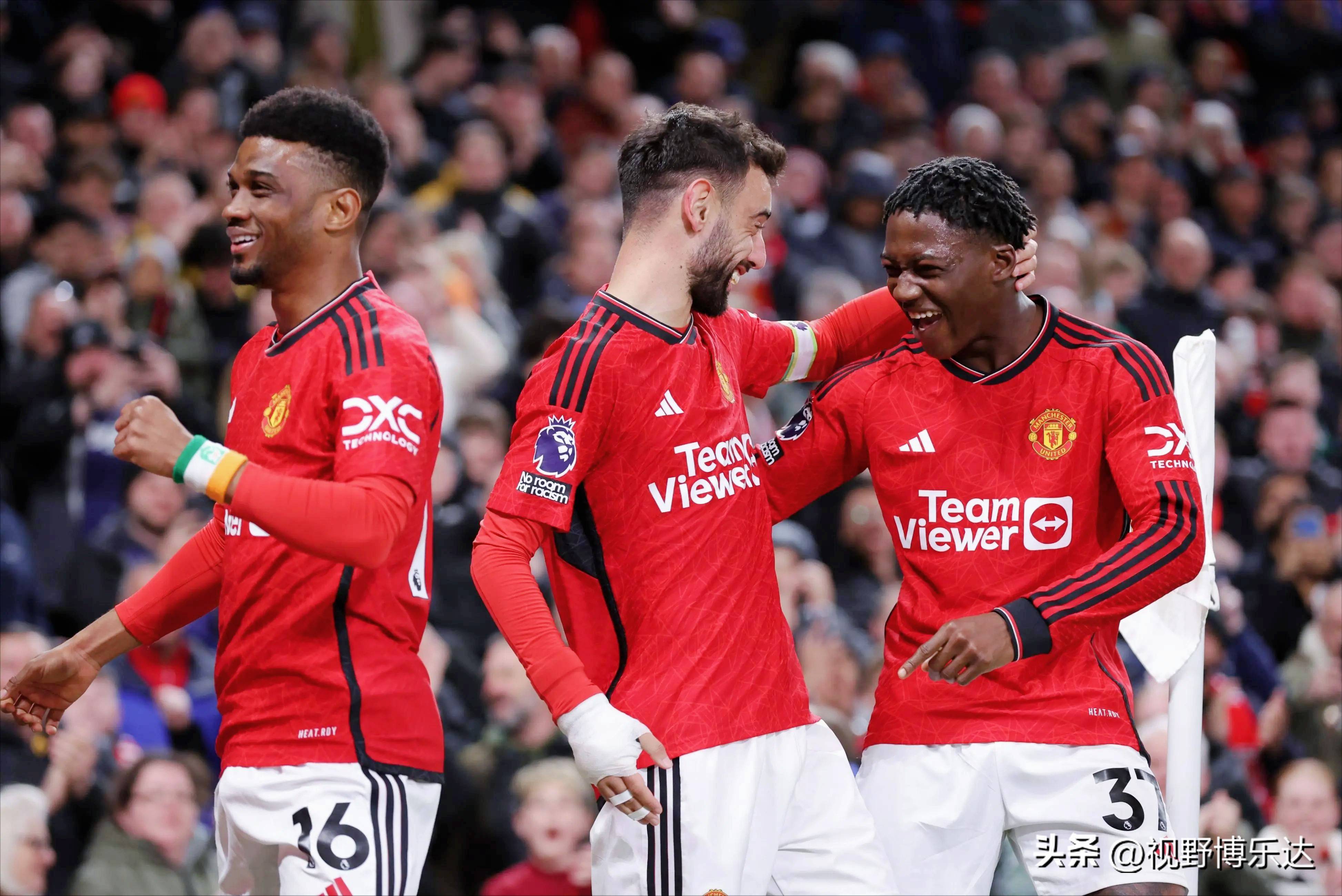 曼联狂胜对手，锁定欧冠冠军赛席位