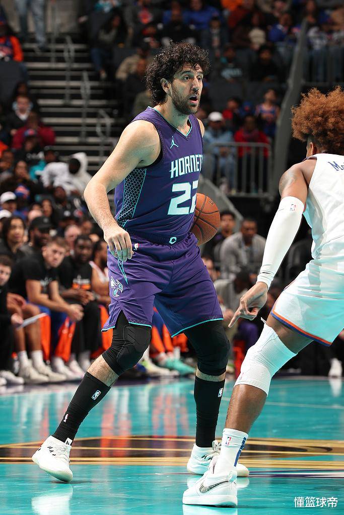 老鹰主场击败黄蜂，遭遇