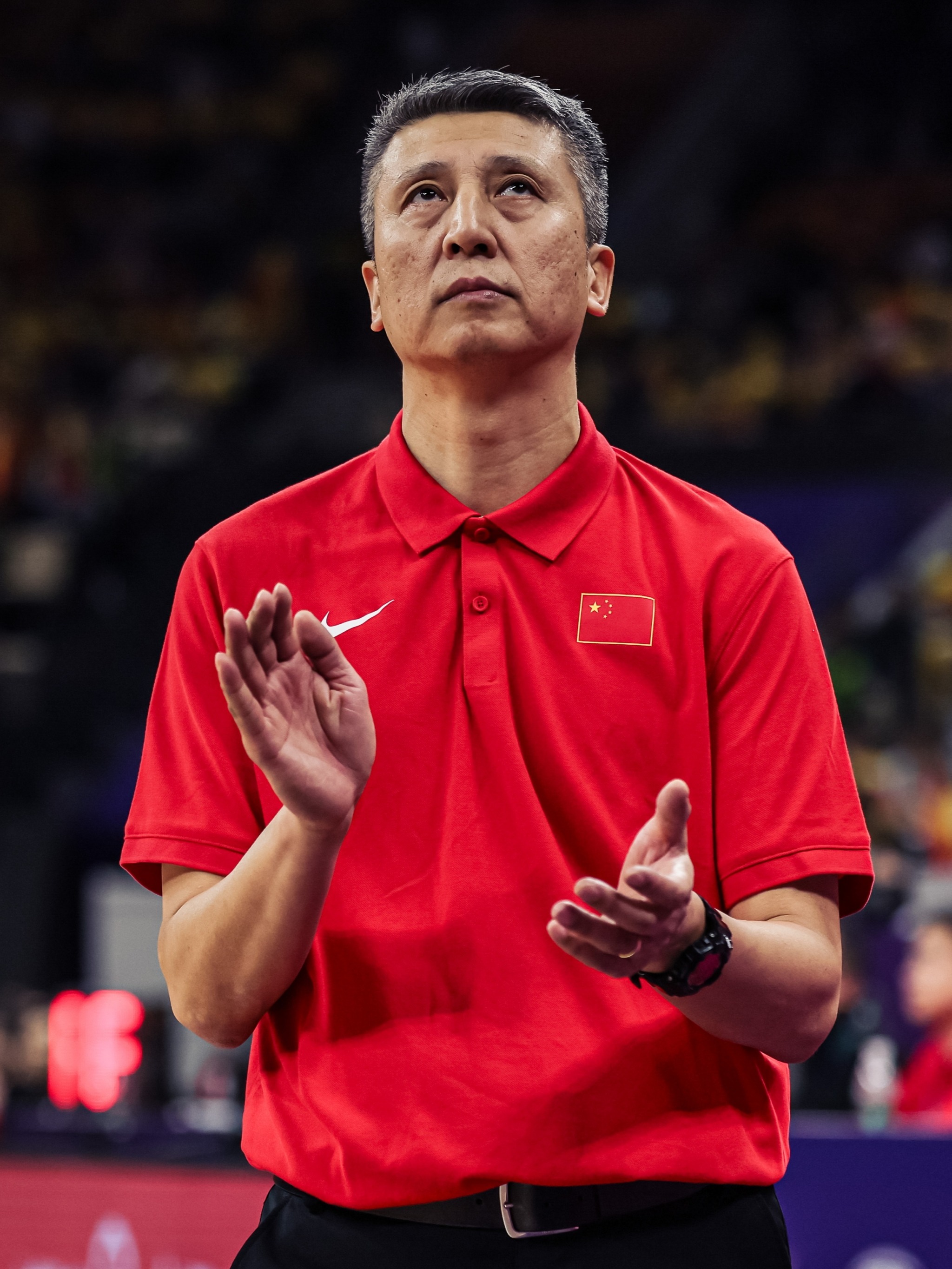 中国男篮再次晋级国际比赛,冲击冠军 中国男篮再次晋级国际比赛,冲击冠军