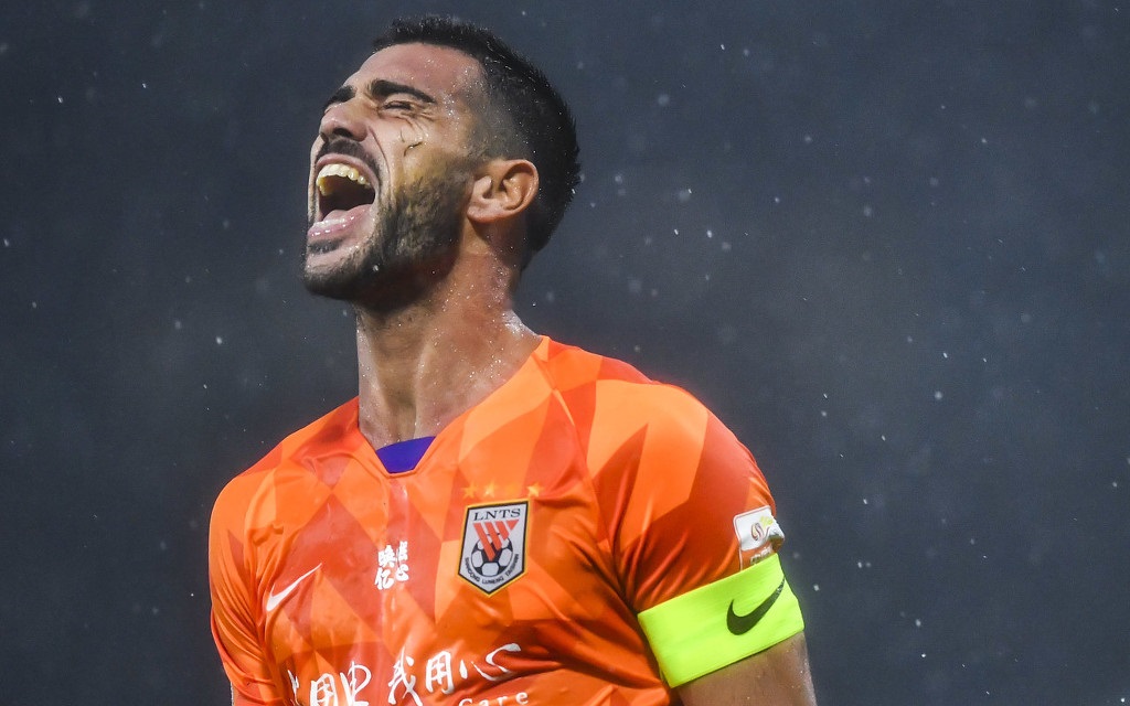 鲁能-战贵州，逆转赢得直落两连胜的简单介绍