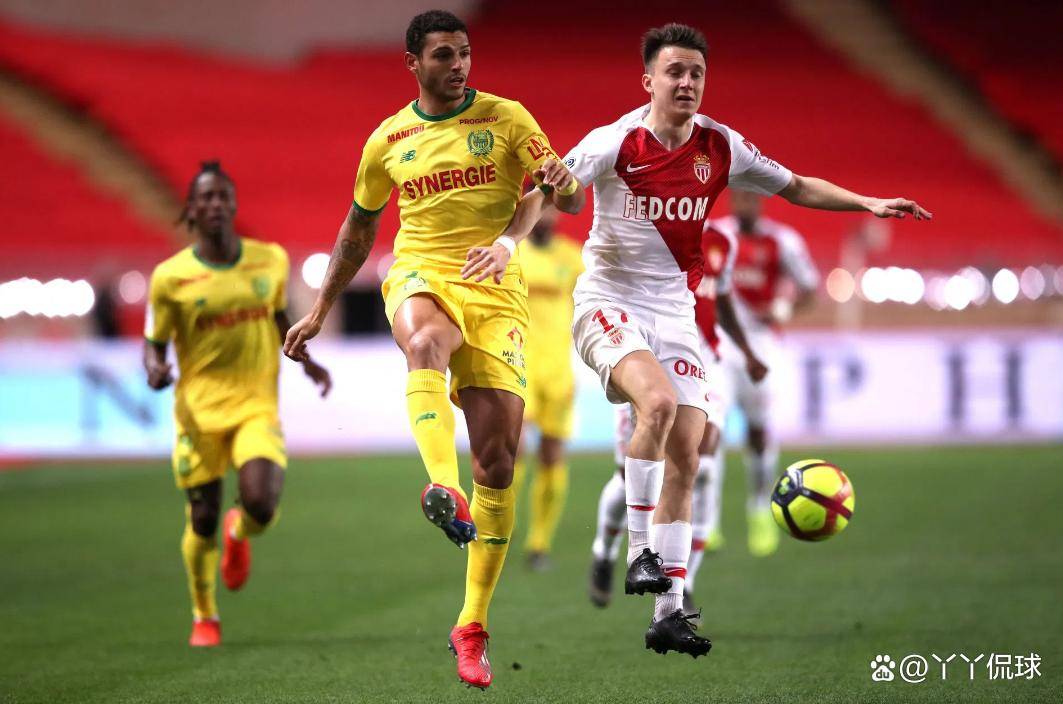 法甲劲旅竞逐榜首，火爆的秋季赛事