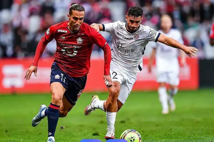 关于亚眠主场大胜，球队士气高涨的信息