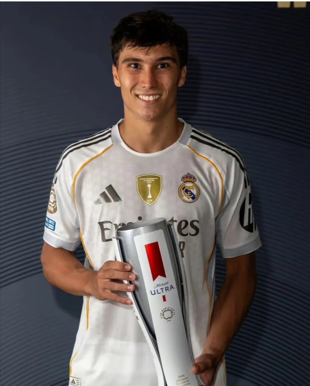 爱游戏体育网站-欧冠淘汰赛先行者，皇马投入冠军冲刺